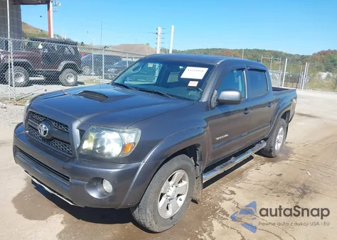 2011 Toyota Tacoma Base V6 z USA, uszkodzony, nr VIN 3TMLU4EN3BM058133